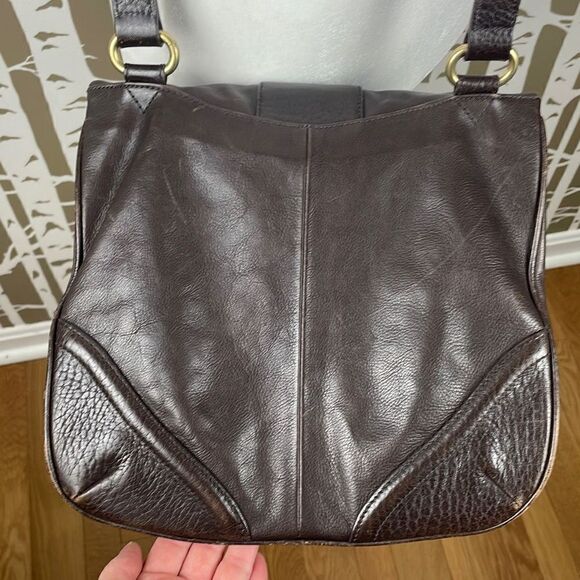 Kenneth Cole Dark Brown Leather Fold-over Crossbody Bag Purse - Picture 5 of 12